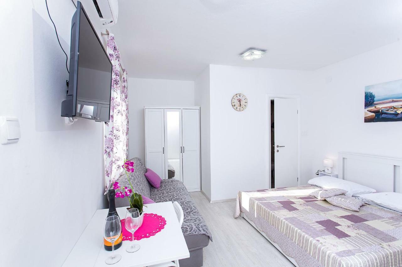 Apartment Biokovo Nature Park Brela Esterno foto