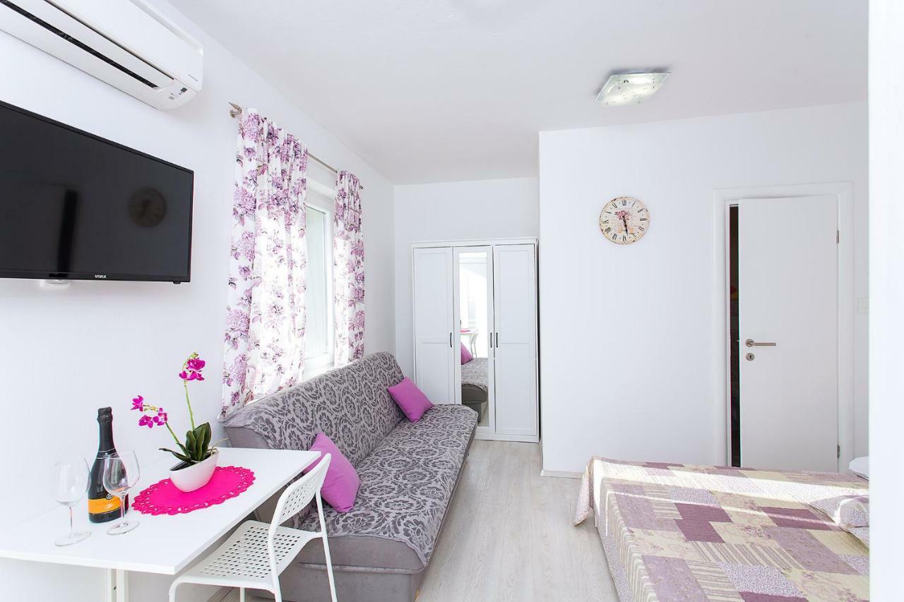 Apartment Biokovo Nature Park Brela Esterno foto